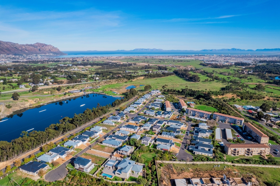 0 Bedroom Property for Sale in Sir Lowrys Pass Village Western Cape